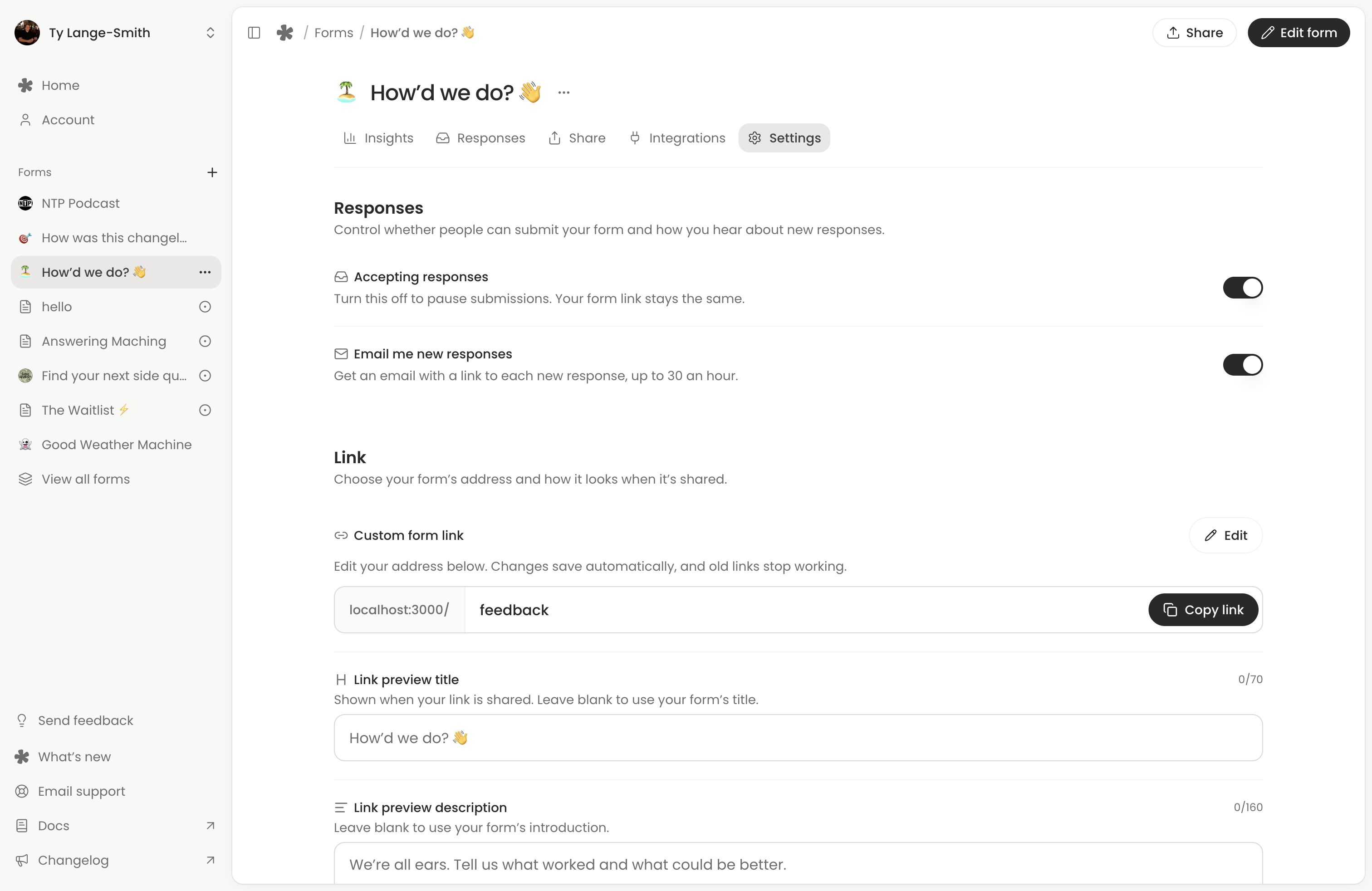 The form Settings page showing Accepting responses, Email me new responses and Custom form link.